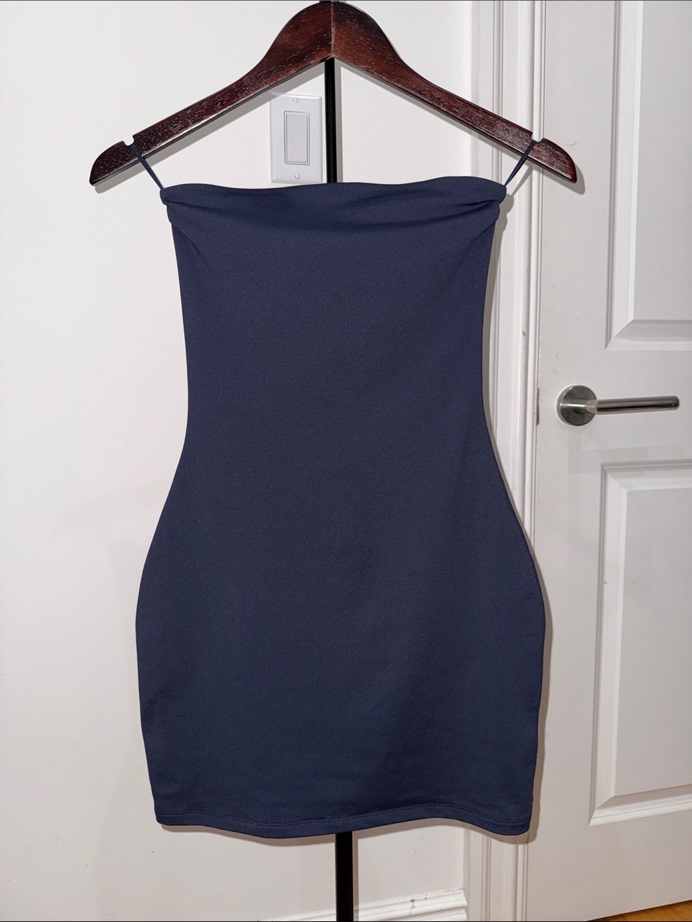 Aritzia Original Contour Enrapture Mini Tube Dress in Harbour Navy